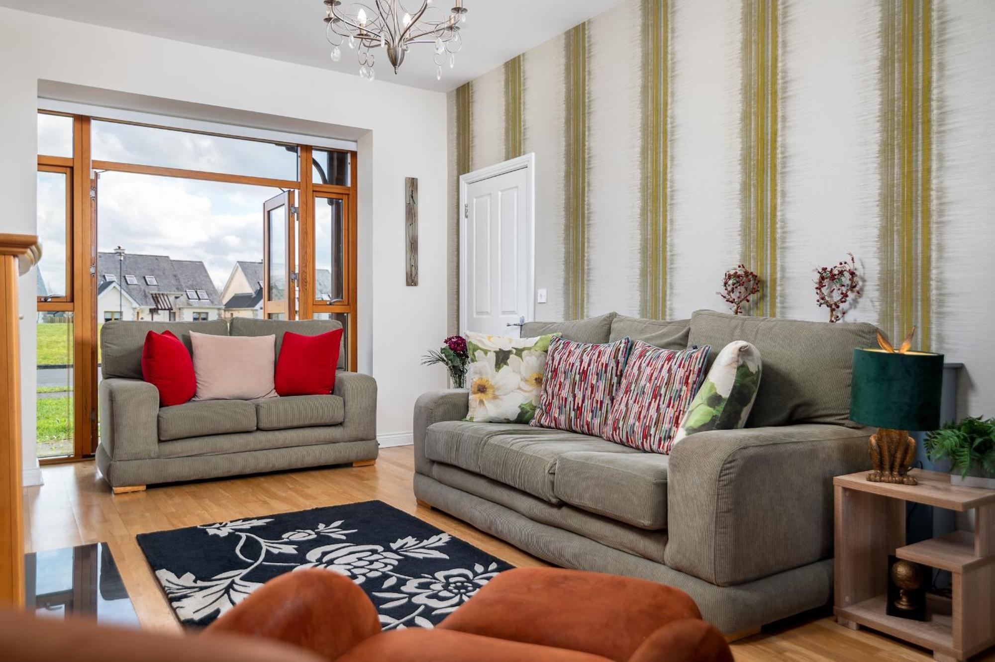 Shannonside - Stylish 5 Bed Marina Home & 40Ft Mooring Termonbarry Luaran gambar