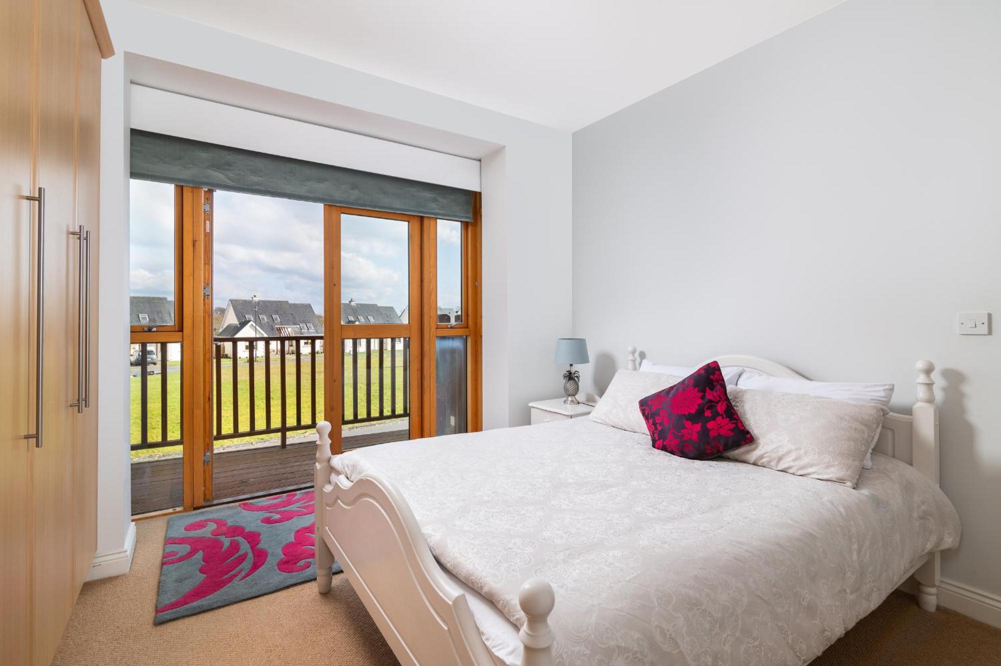 Shannonside - Stylish 5 Bed Marina Home & 40Ft Mooring Termonbarry Luaran gambar